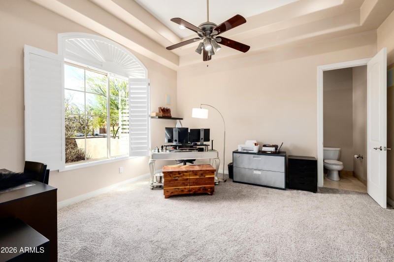 Belmont - Office
