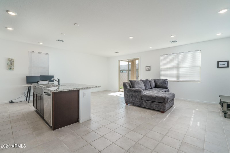 2) OPEN FLOOR PLAN