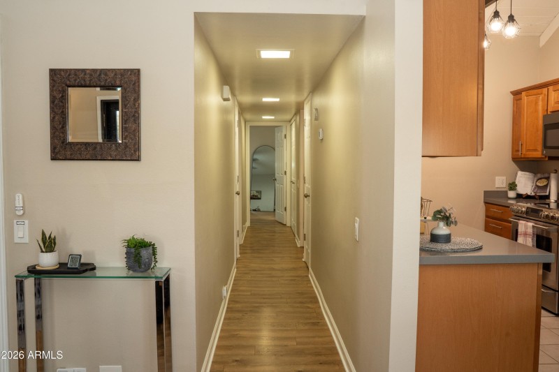 4313 N 28th.11