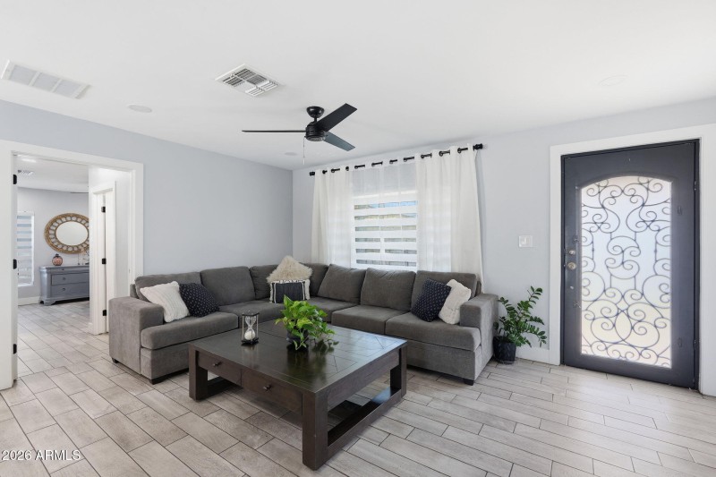 Living Rm