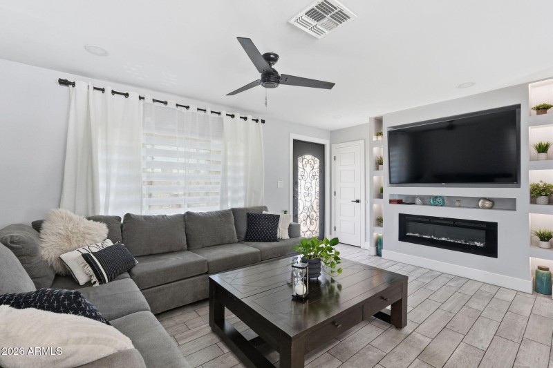Living Rm