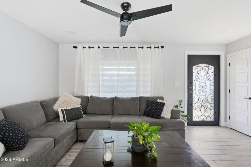 Living Rm
