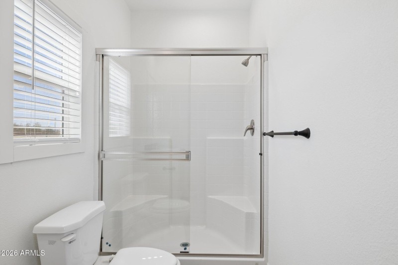 21-web-or-mls-50044-w-century-rd