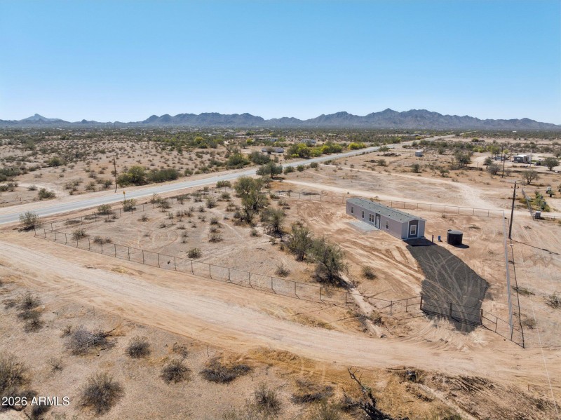 39-web-or-mls-50044-w-century-rd