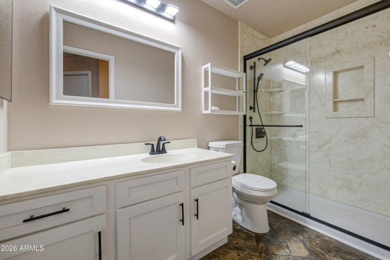Bathroom 2-pic 1