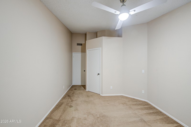 Bedroom 2-pic 2