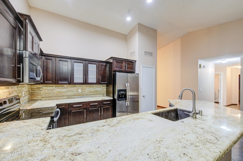Kitchen 4