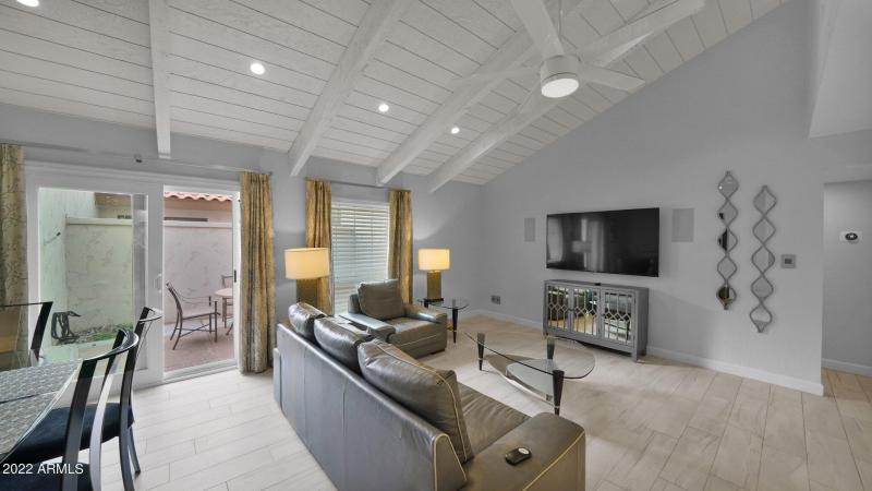 AV 89 Living Room