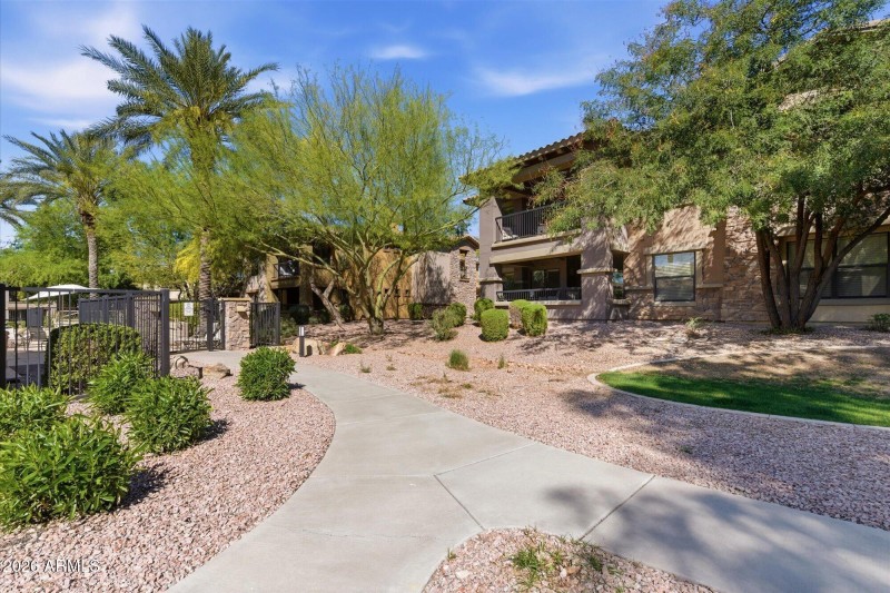 Walking path to the pool