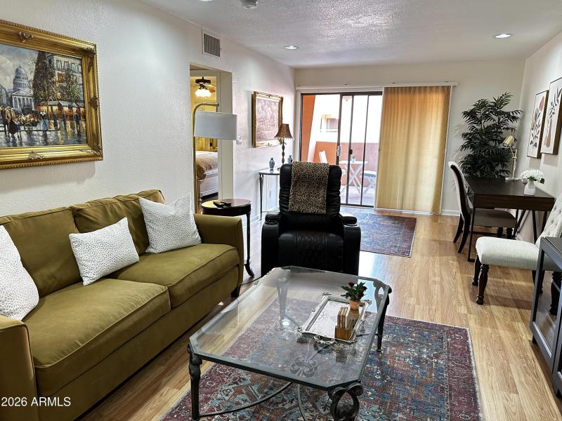 Paradise Village8