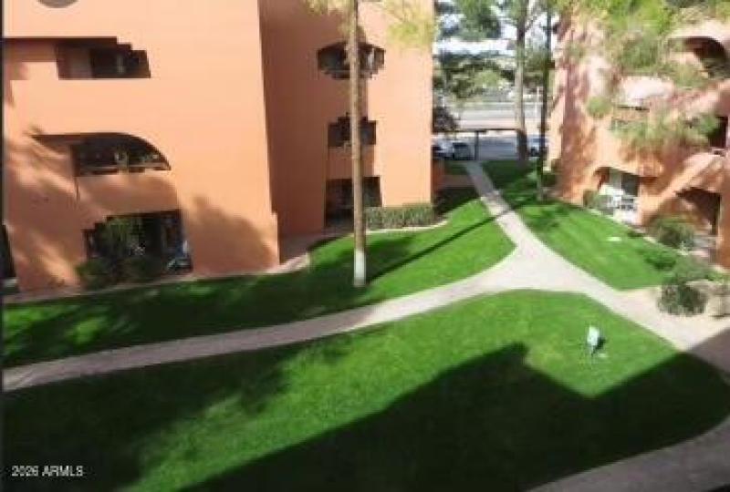 Paradise Village13