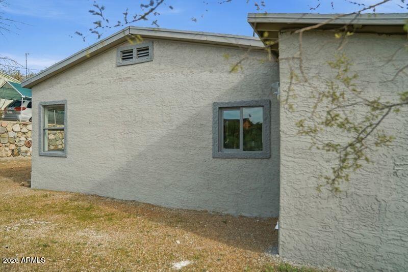 21-web-or-mls-Photo Mar 17 2026, 4 46 45