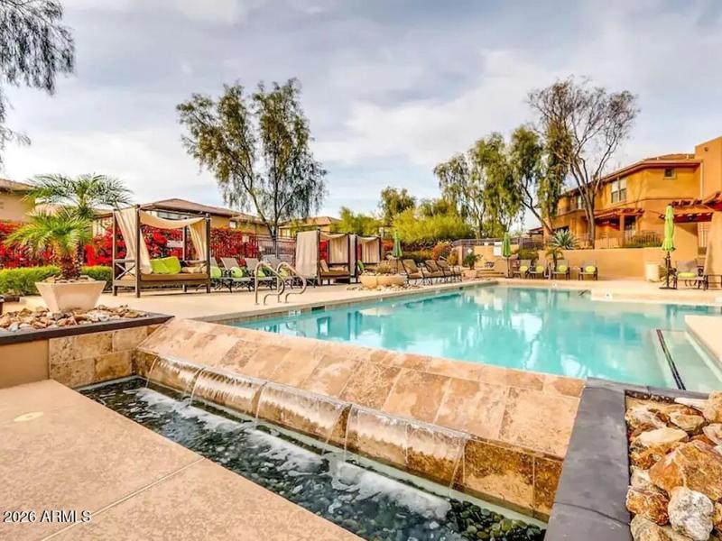 Club House Pool 4