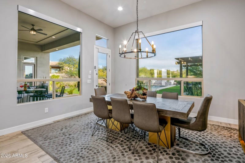 29Dining Room Views