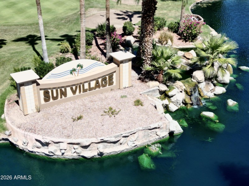 Sun Village Entry_Monument_3