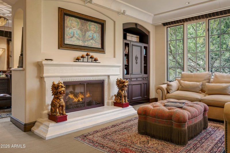 Primary Suite Sitting Area