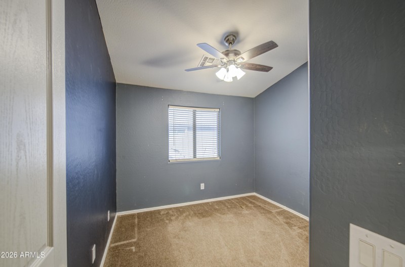 Bedroom 4-pic 1