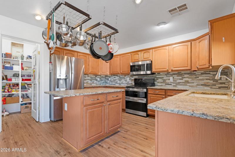 Kitchen 3