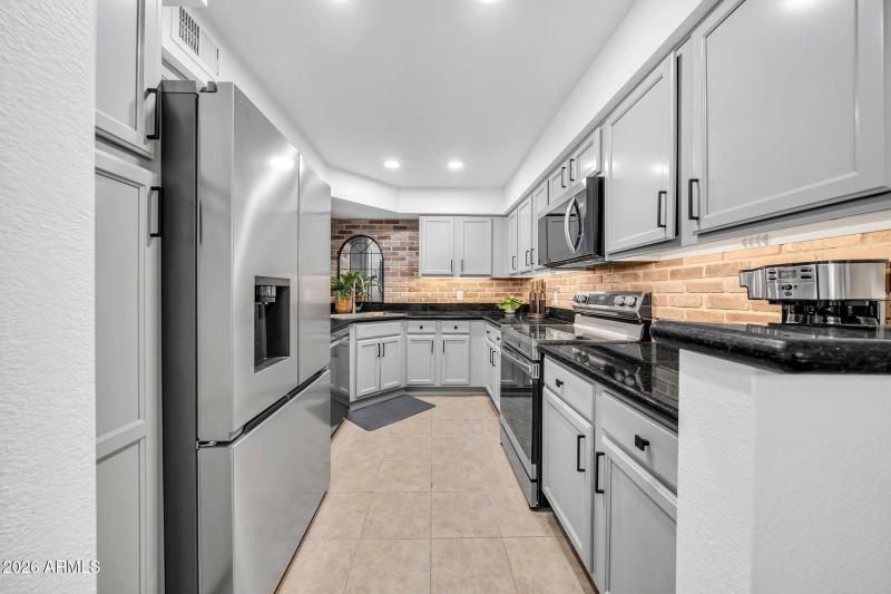 8787 E Mountain View Rd 2038-16