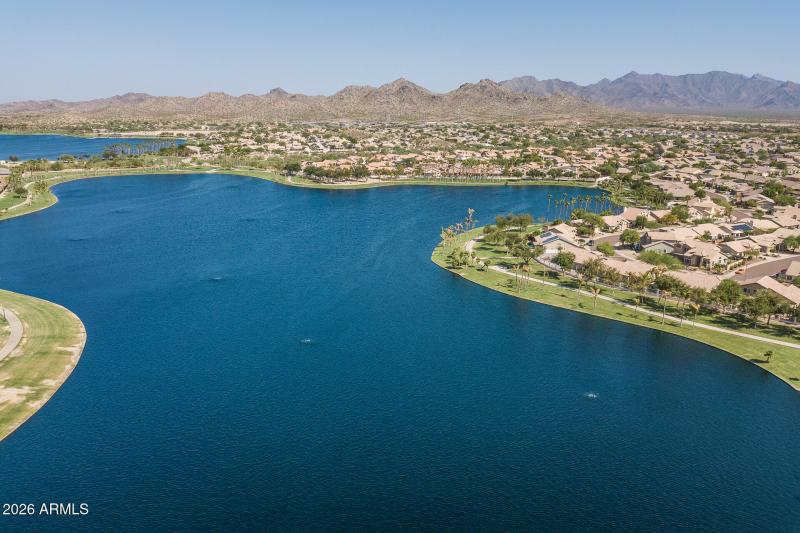F6) SOUTH LAKE