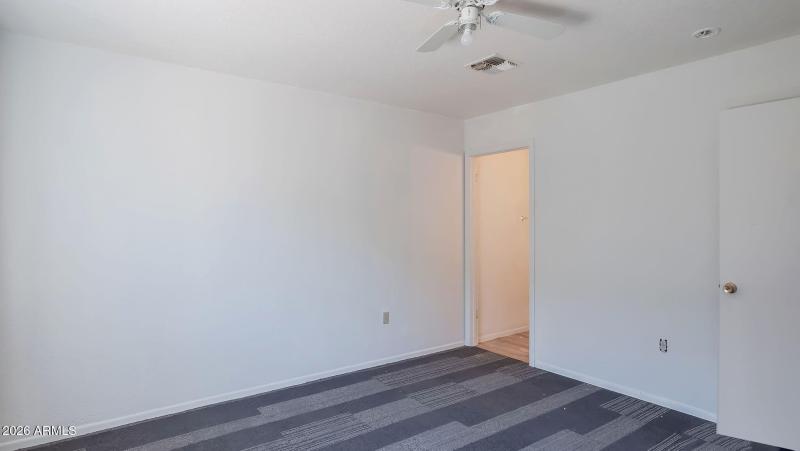 19-web-or-mls-QP- P1015797