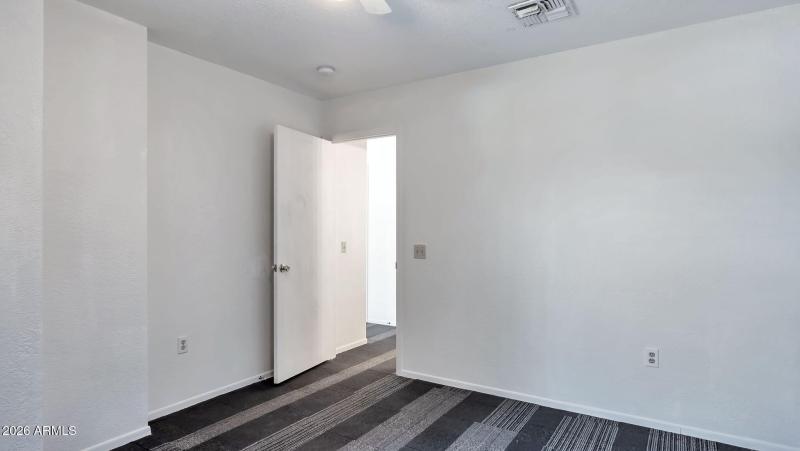 23-web-or-mls-QP- P1015802