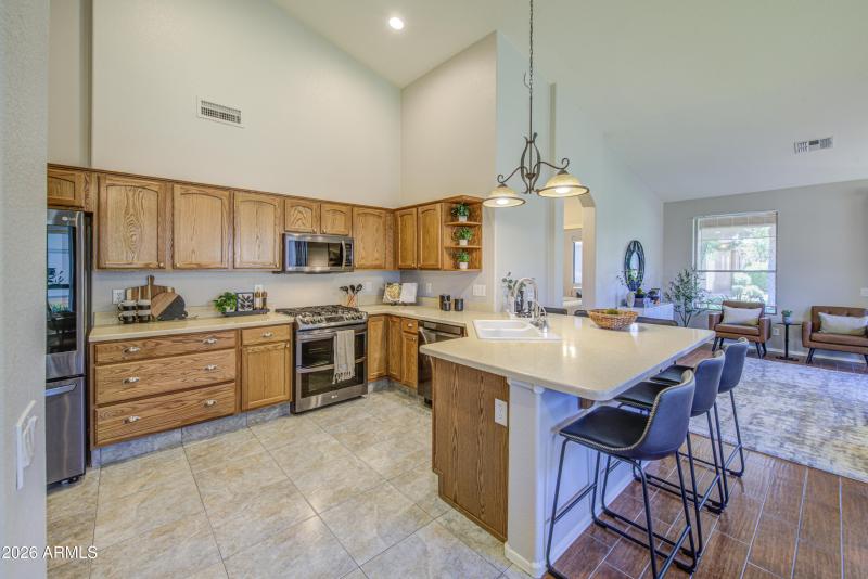 Arrowvale Kitchen 2