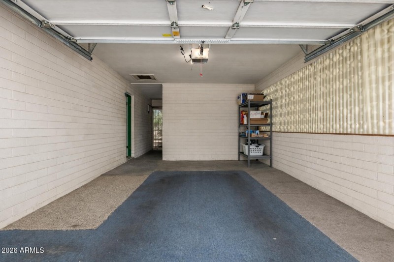 garage