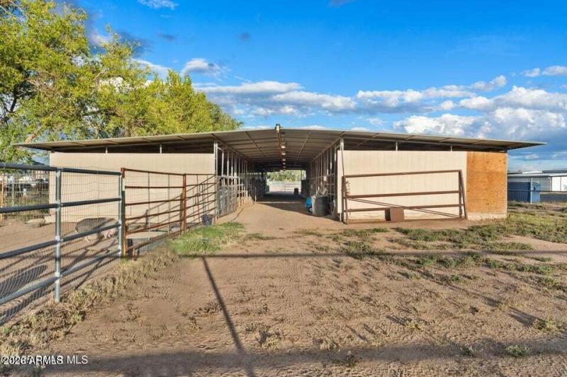 Secondary Barn