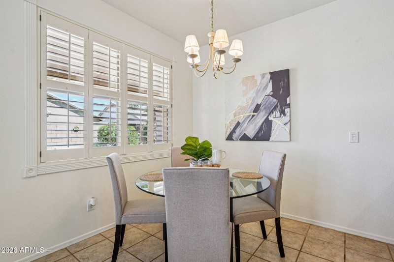 Kitchen Eating Area