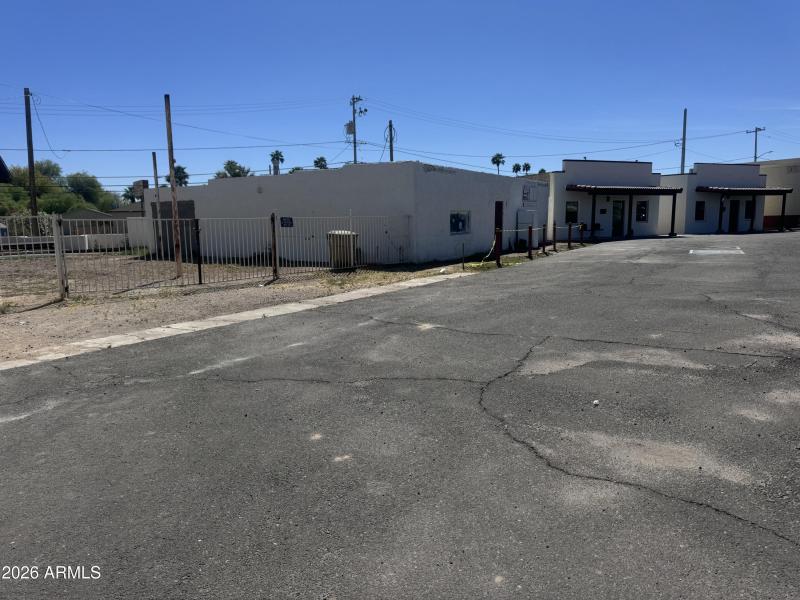 open lot in between building 1 and 2