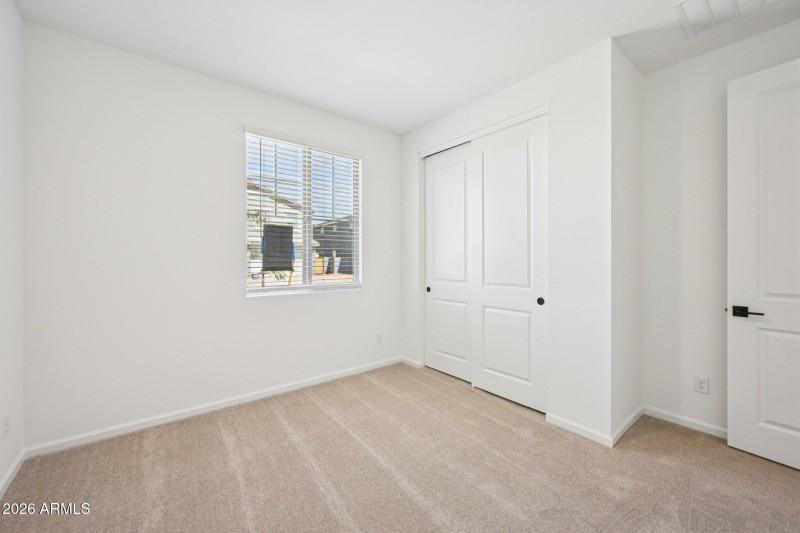 31-web-or-mls-W Brown St-S2703-031