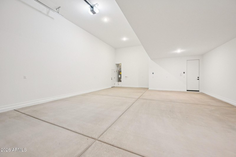 35-web-or-mls-W Brown St-S2703-035