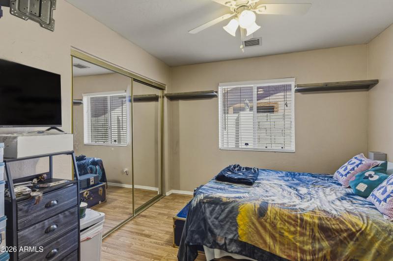 8735 W Pineveta Dr-109
