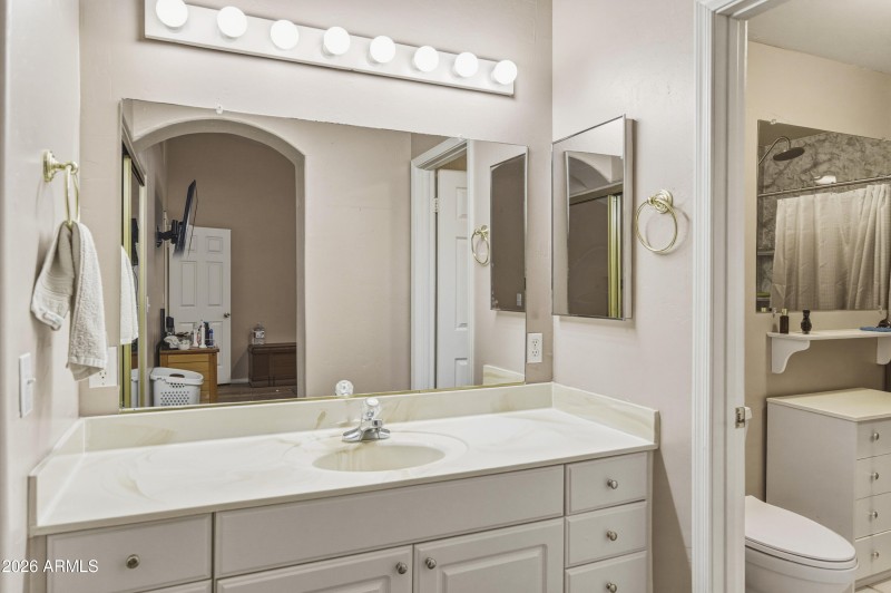 8735 W Pineveta Dr-111
