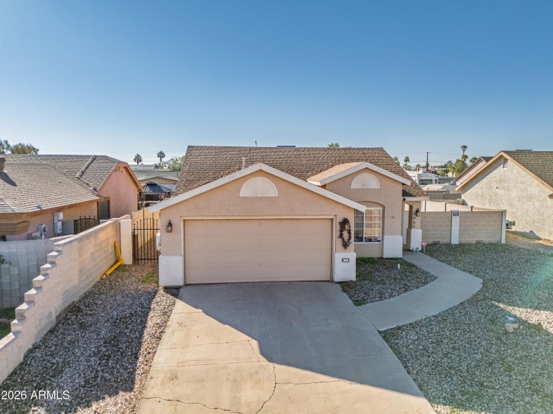 8735 W Pineveta Dr-4