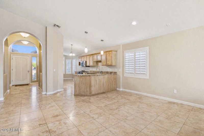 Soaring ceilings in great room