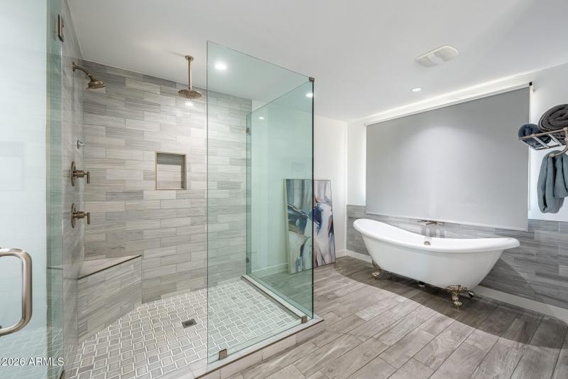 Show & Tub!