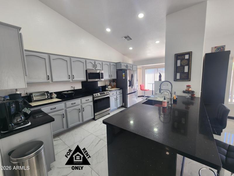 Kitchen 01