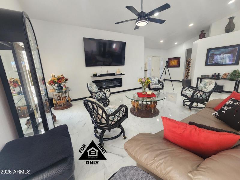 Livingroom 02