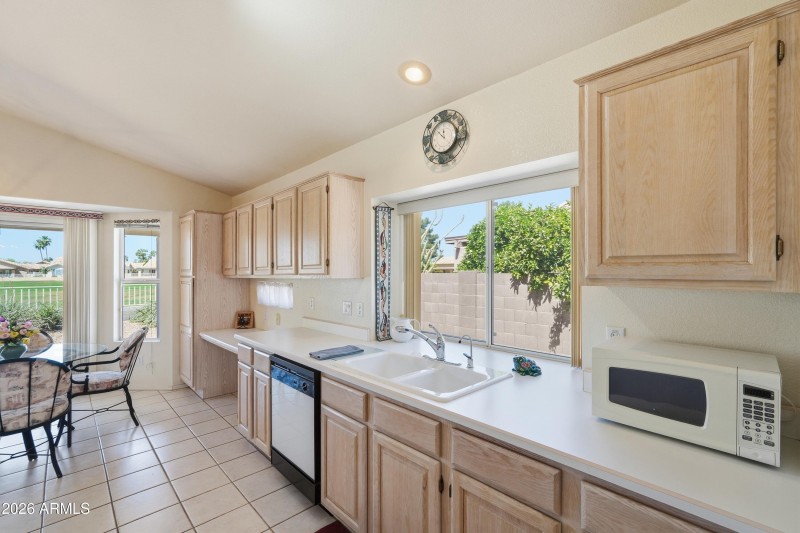 7KITCHEN_BREAKFAST NOOK