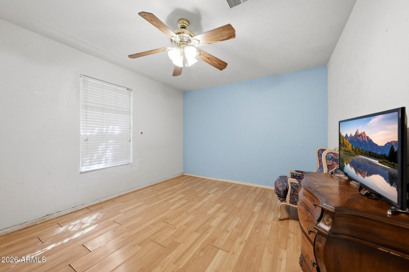 Bedroom #1