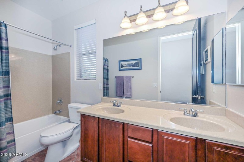 Hall Bath (1)