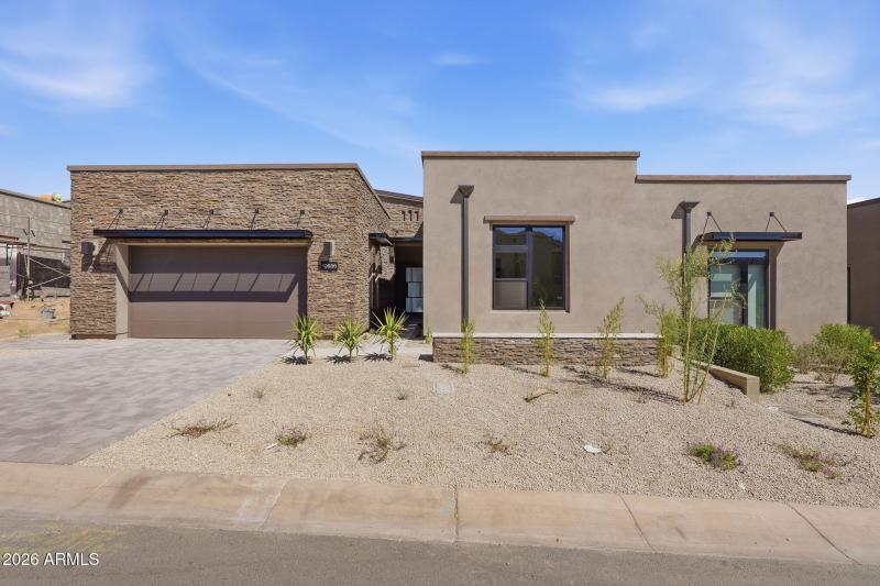 Keland Desert Contemporary
