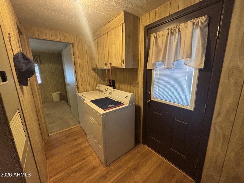 Washer/Dryer Included