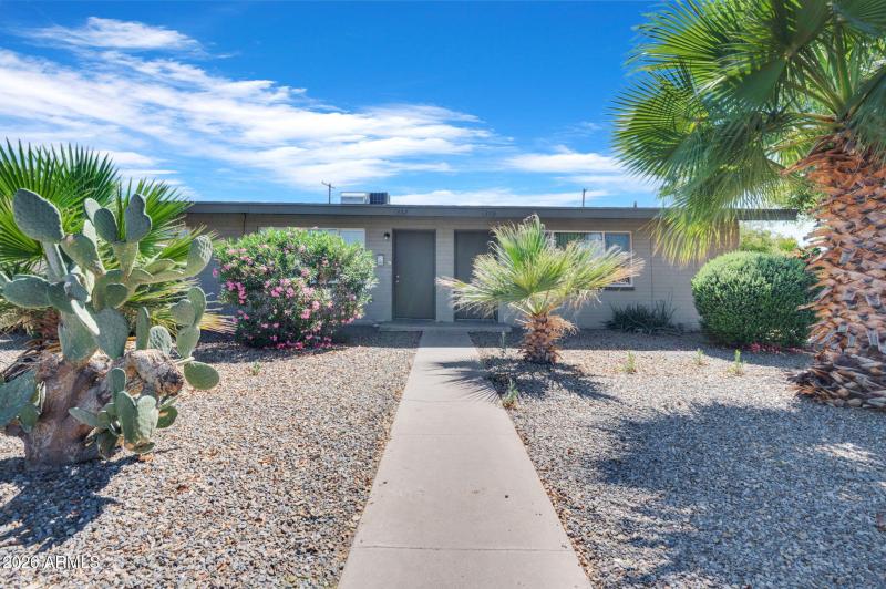 1-web-or-mls-W Garden Cir-1