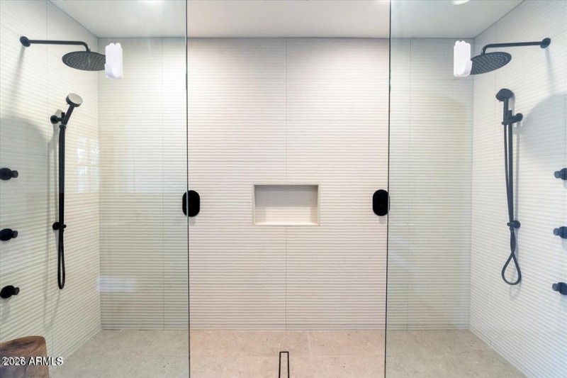 16 Primary Ensuite
