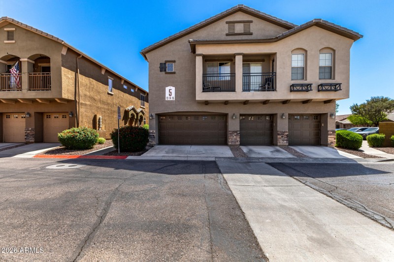 2250 E DEER VALLEY Road 15