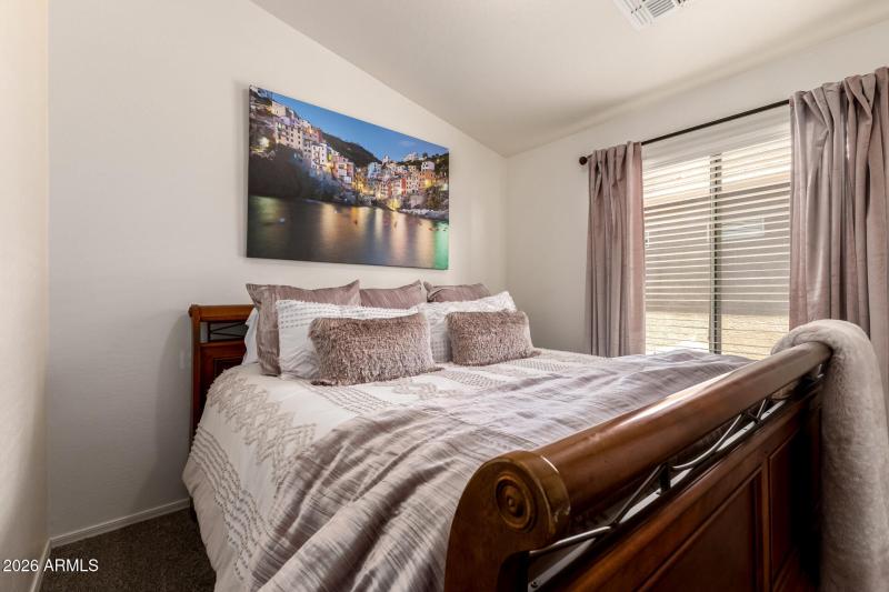 2250 E DEER VALLEY Road 15