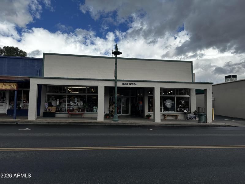 1020 North Main, Old Town Cottonwood!